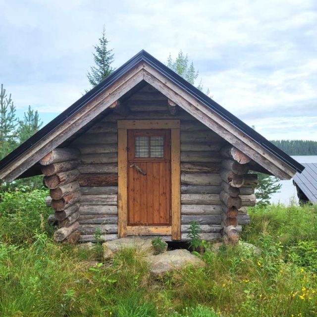 Sleeping hut